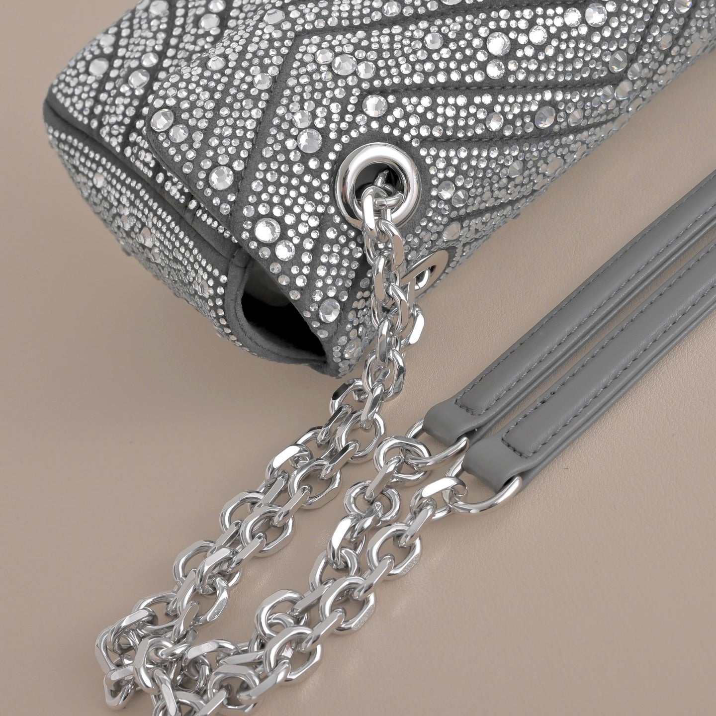 Gucci GG Marmont Crystal Shoulder Bag – 837280
